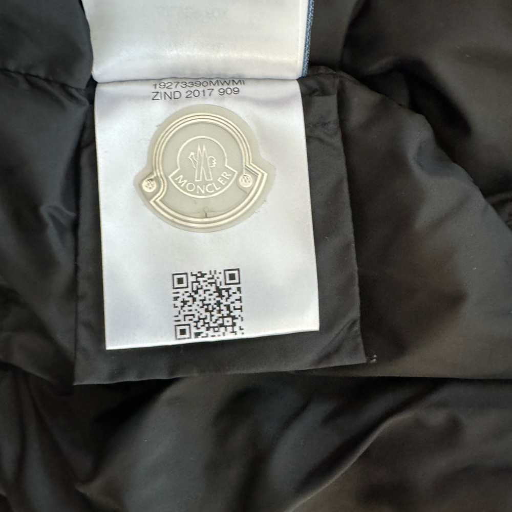 Moncler Jacket - Picture 5 of 7